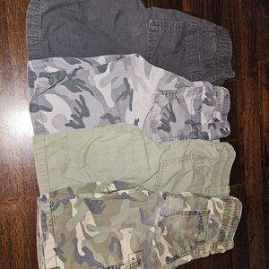 The Children's Place Boys' Camo and Solid Shorts Set
